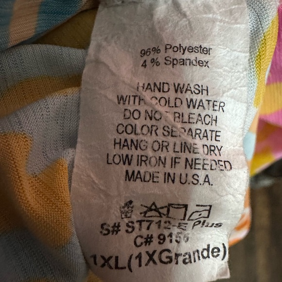 Colorful Leopard Print Short Sleeve Top - Picture 4 of 5